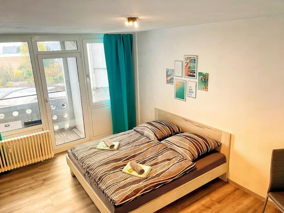 Apartment Naehe Flughafen Dus Düsseldorf Eksteriør bilde